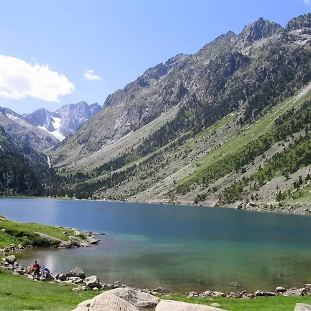 Contemporain Au Centre Pour 8 Pers Avec Balcon - Fr-1-812-35 Cauterets