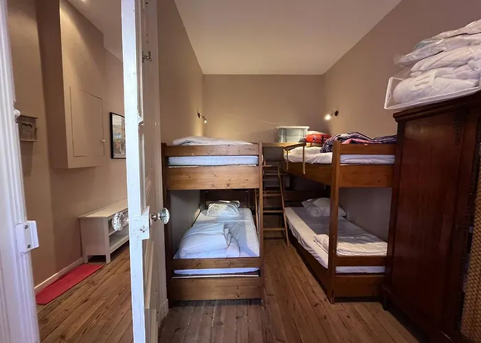 Appartement Contemporain Au Centre Pour 8 Pers Avec Balcon - Fr-1-812-35 *