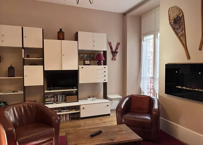 Contemporain Au Centre Pour 8 Pers Avec Balcon - Fr-1-812-35 *