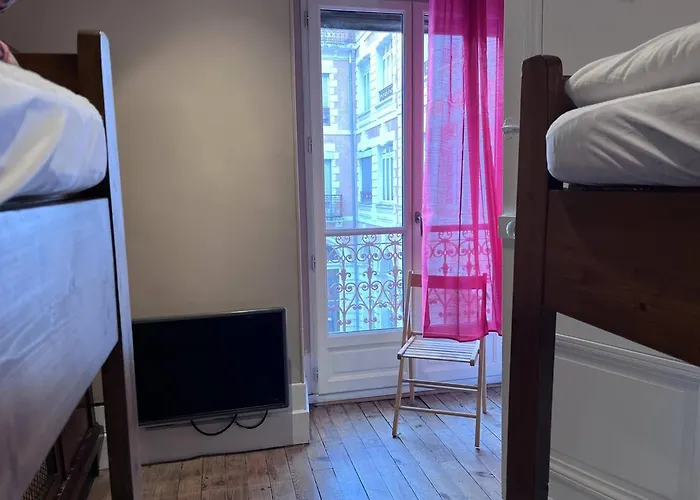 Contemporain Au Centre Pour 8 Pers Avec Balcon - Fr-1-812-35 아파트 *